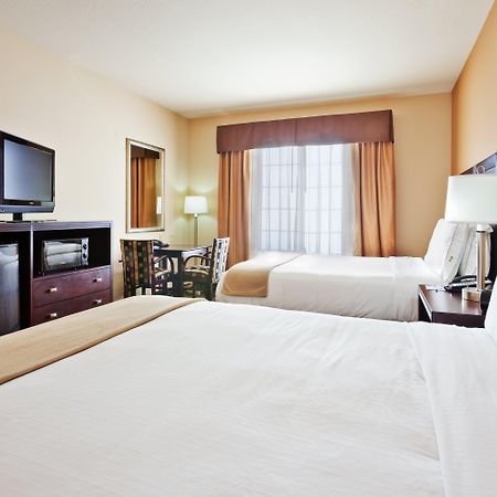 Holiday Inn Express & Suites Clovis By Ihg Buitenkant foto