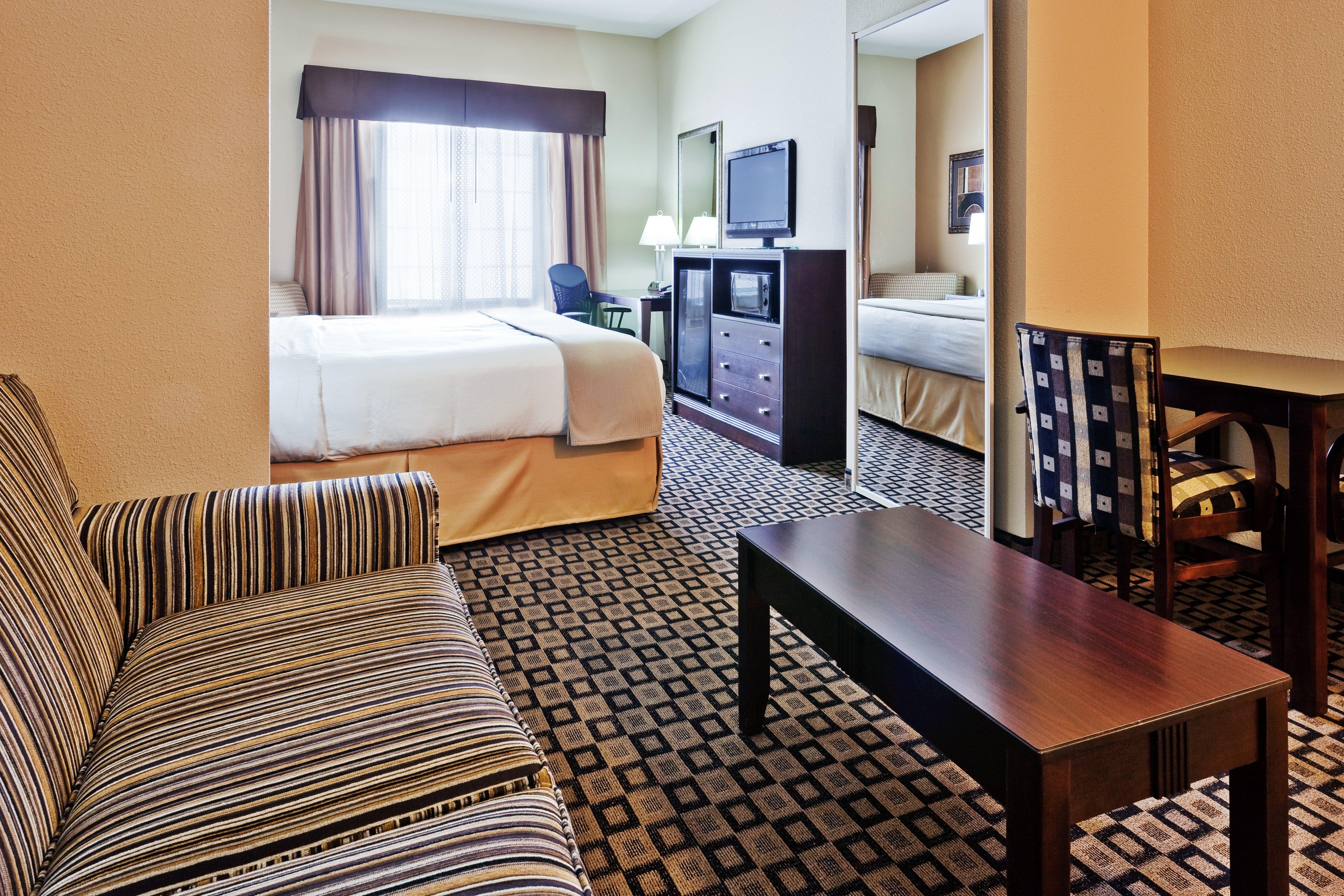 Holiday Inn Express & Suites Clovis By Ihg Buitenkant foto