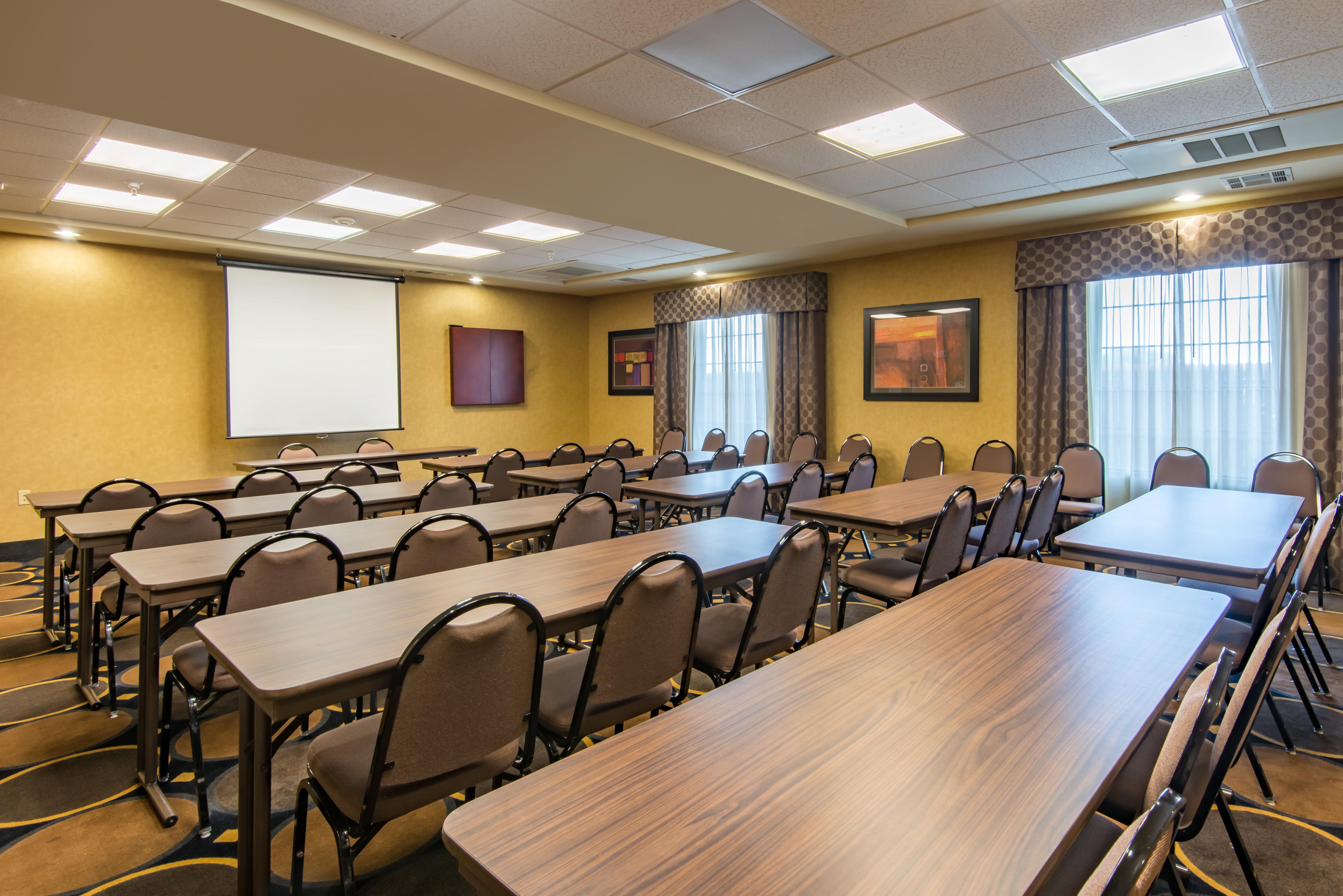 Holiday Inn Express & Suites Clovis By Ihg Buitenkant foto