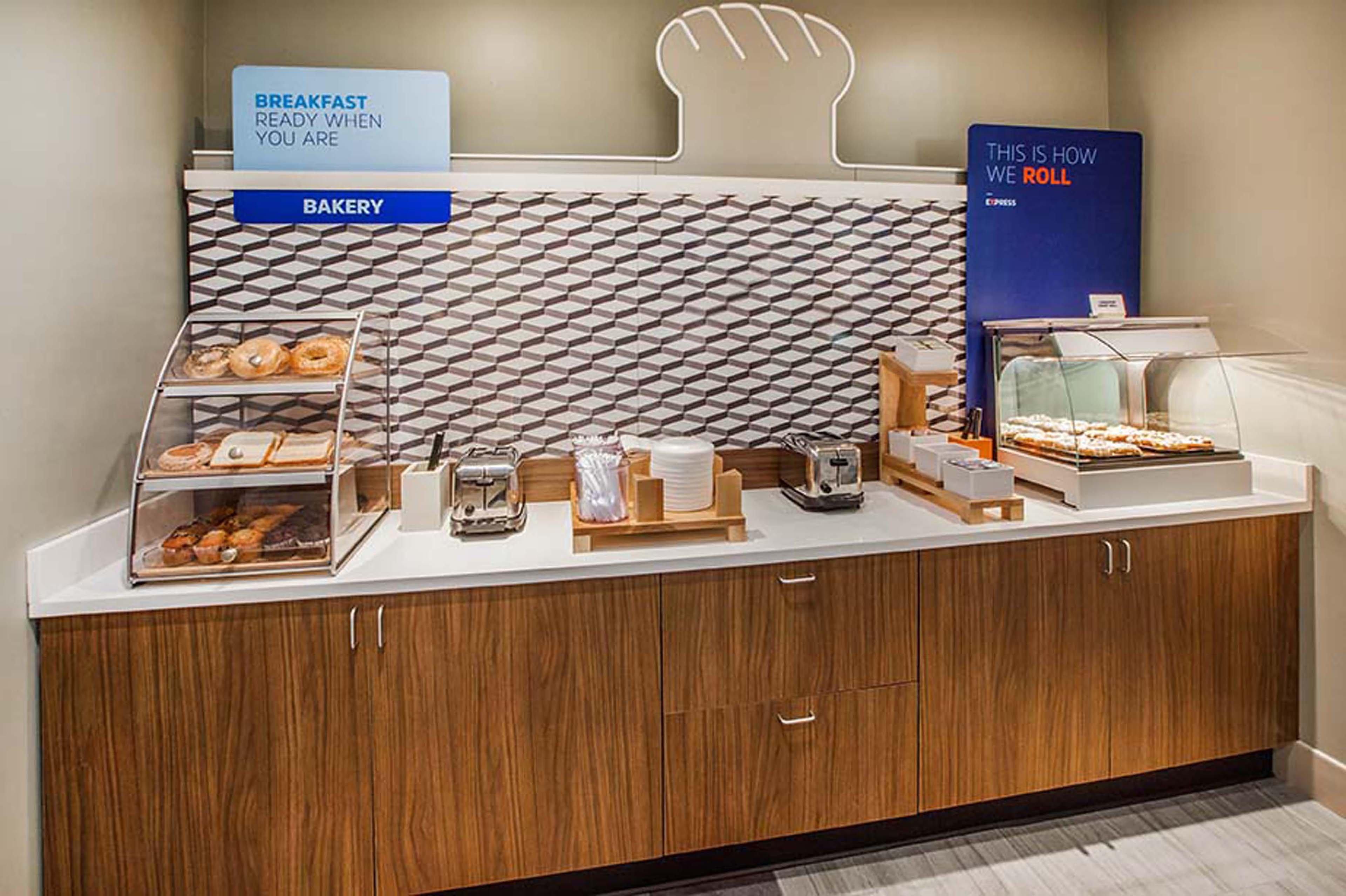Holiday Inn Express & Suites Clovis By Ihg Buitenkant foto