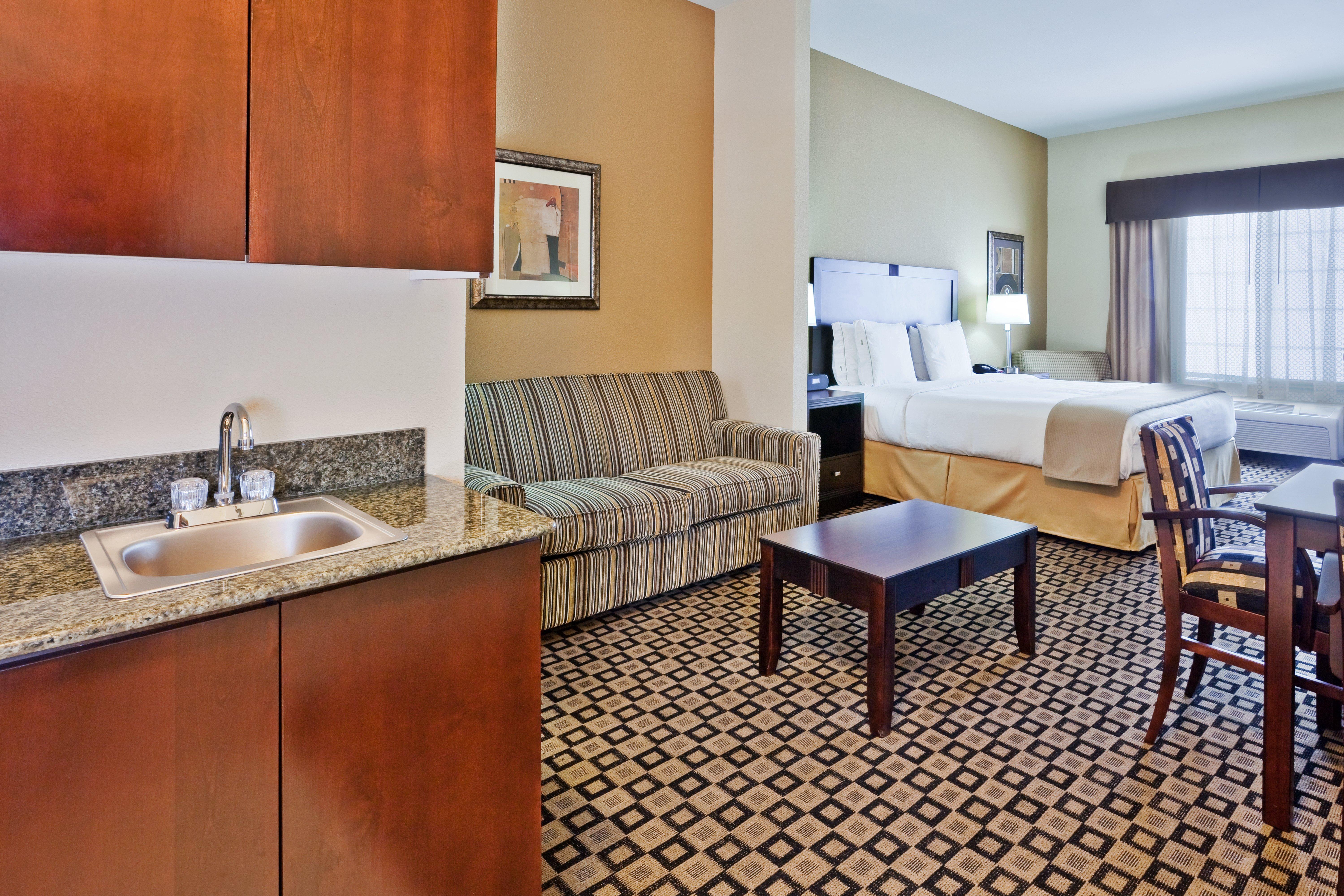 Holiday Inn Express & Suites Clovis By Ihg Buitenkant foto