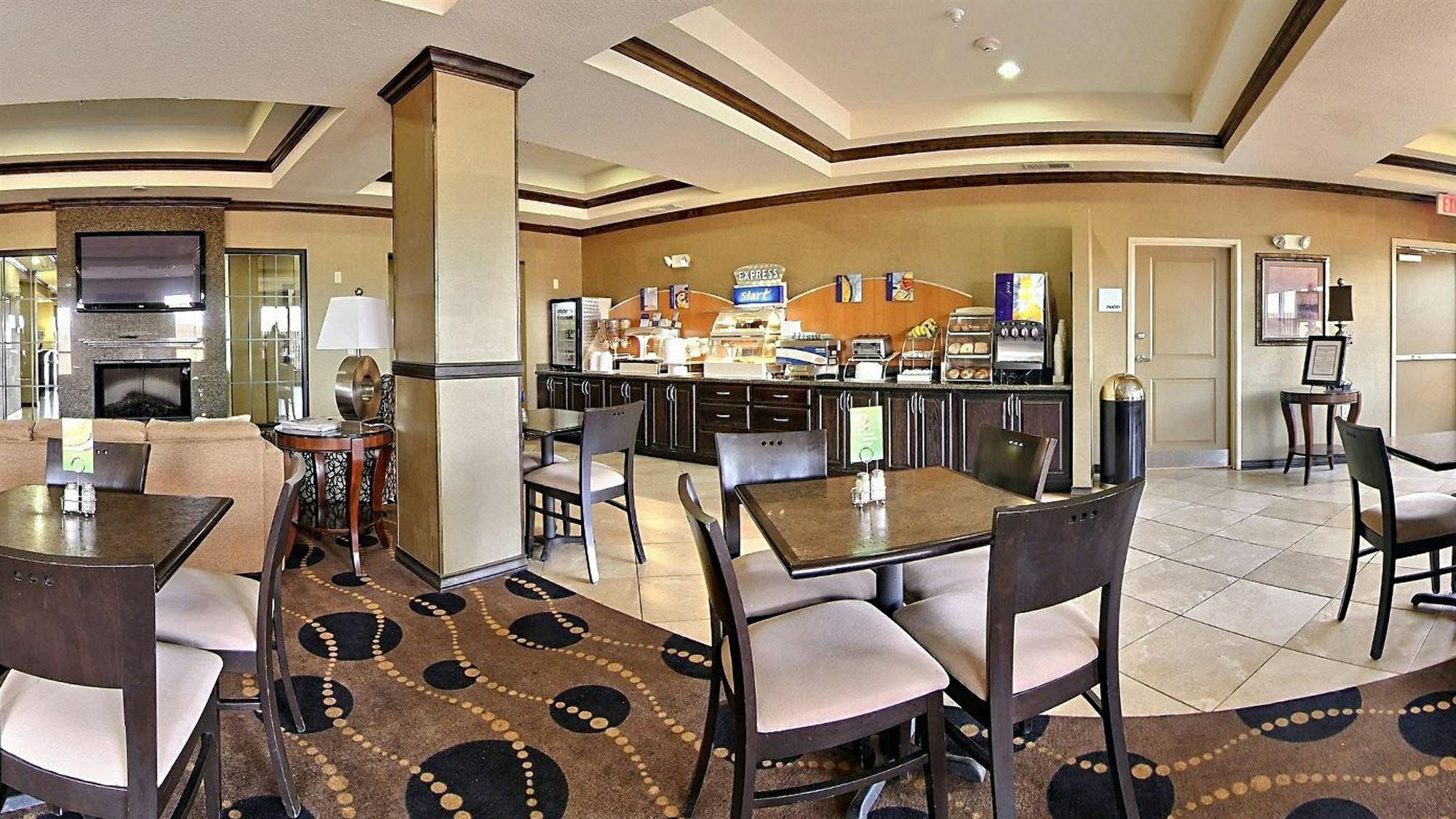 Holiday Inn Express & Suites Clovis By Ihg Buitenkant foto